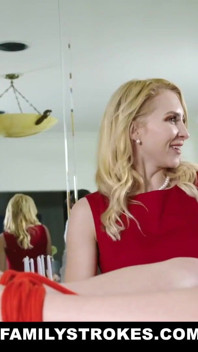 Big tit milf thanksgiving threesome with horny teens