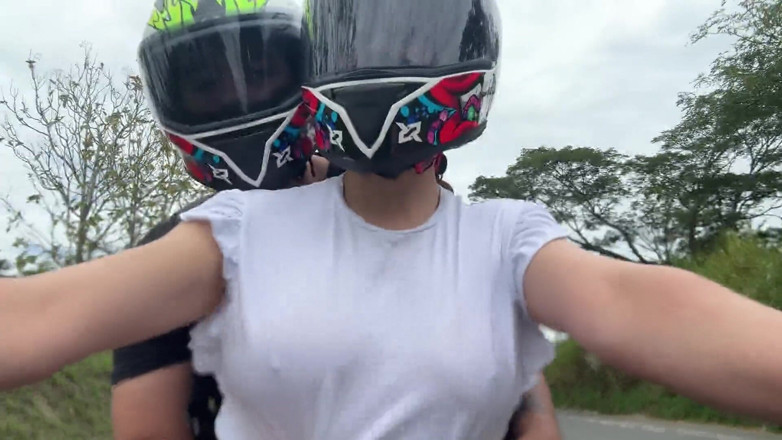 Sweetfantasy131: Picking up My Favorite Didi Client Without a Bra!