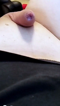 Close up - kontol kecil bocor saat lagi dudukin kontol