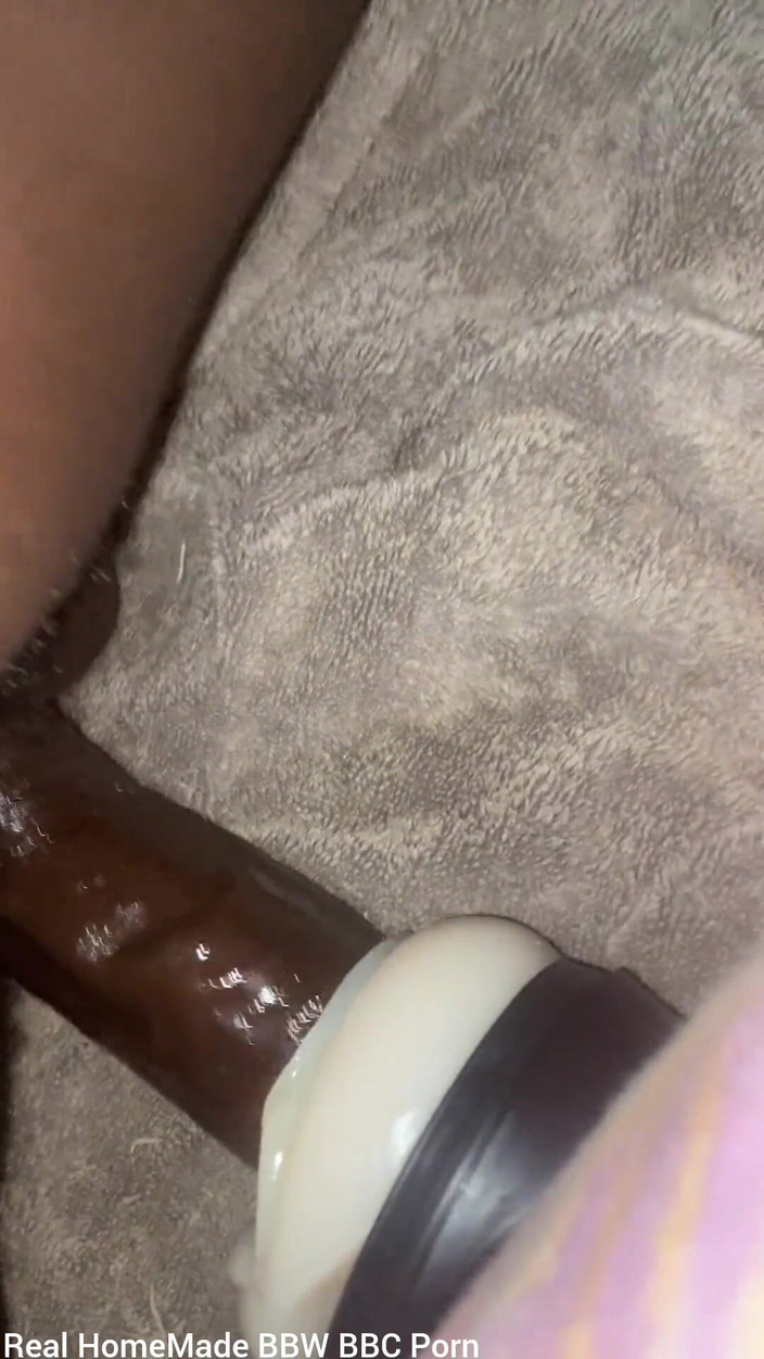 Big black cock BBCee: Fodendo minha tocha de buceta falsa