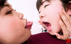 Japan Fetish Fusion: Arzuları Keşfetmek: Nanoka ve Ayu'nun Dil Karşılaşması