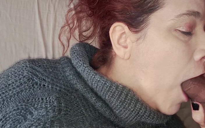 Agnes Swallow: Esposa chupa pau depois de acordar em uma manhã fria