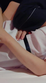 Berhala Bunyi Pepek Awek Dalam Sut Sailor Putih Adalah Menakjubkan. Lidah erotiknya membuatkan awak creampie. Amatur