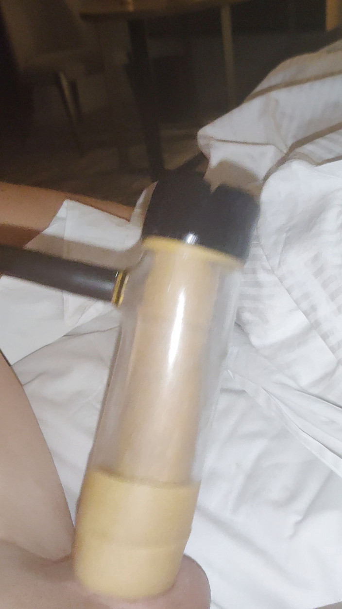 Big Daddy Dommmm: Treino de pau com a máquina de sexo no hotel...