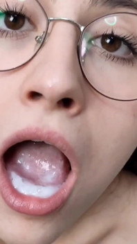 Shanaxnow Cheerleader Nerdy Begging for Blowjob Cum in Mouth