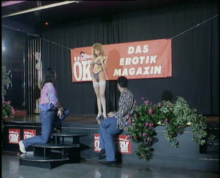 Vintage Climax: Nette mädchen werden mit mehreren schwänzen gefickt