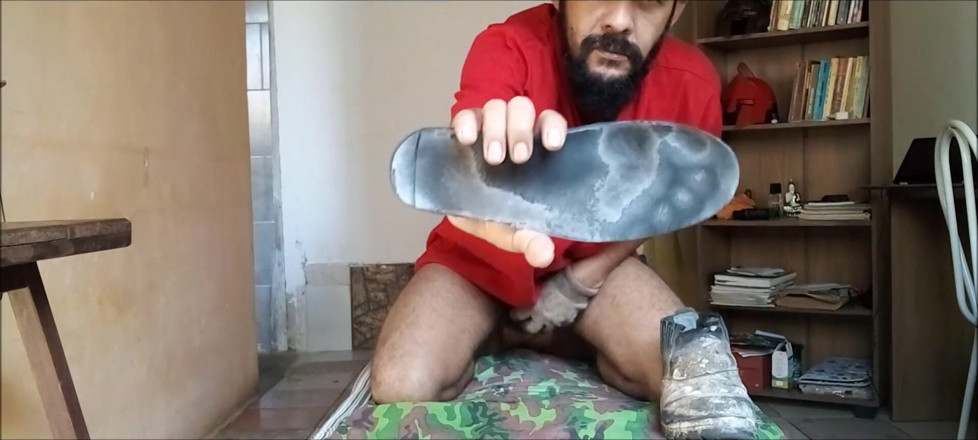 Stink HairyMale: Cum of winter