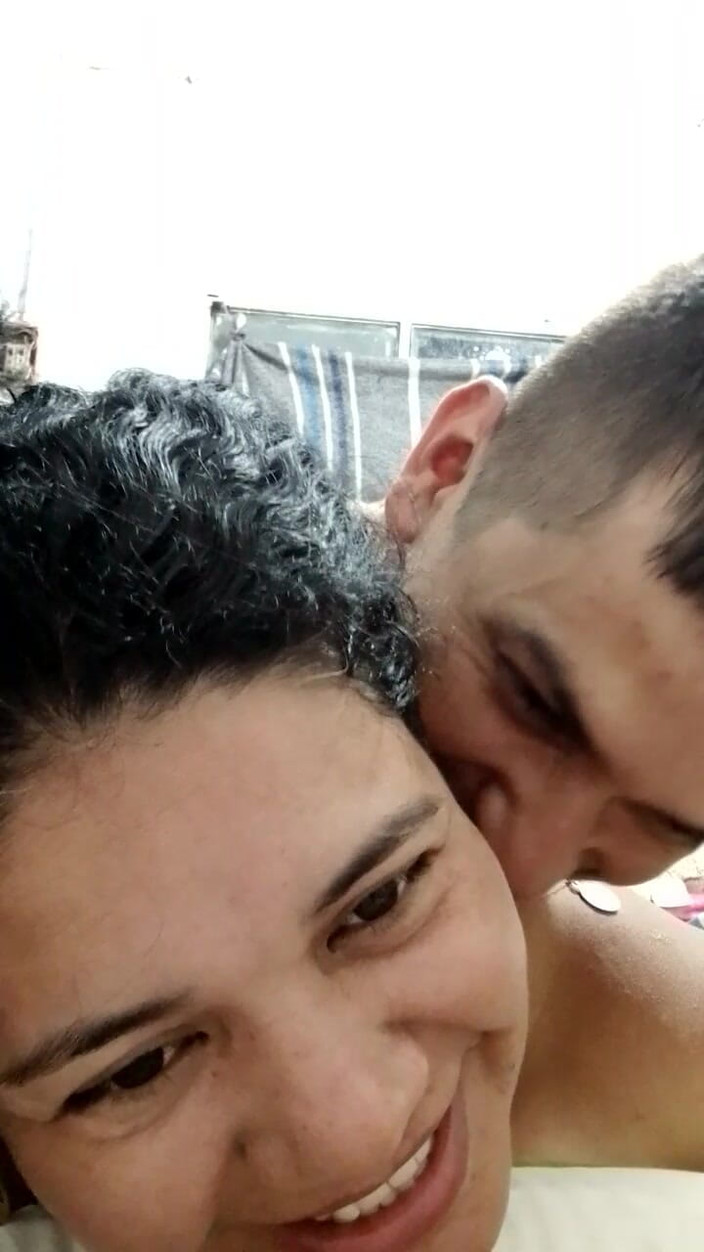 Valkyrie and Luigy Couple: Ojos que se enamoran, manos que ordeñan: el dúo perfecto