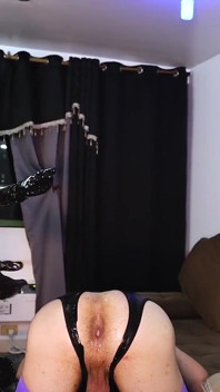 Dominatrix de látex fisting mariquita puta