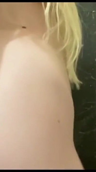性感的屁股和奶子elza kom