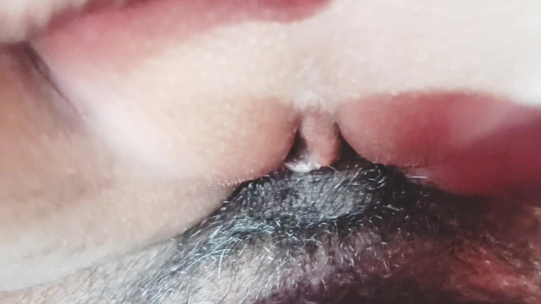 Telugu honey lips: भारतीय गृहिणी पति के दोस्त को चोद रही है, तेलुगु गंदी बातचीत