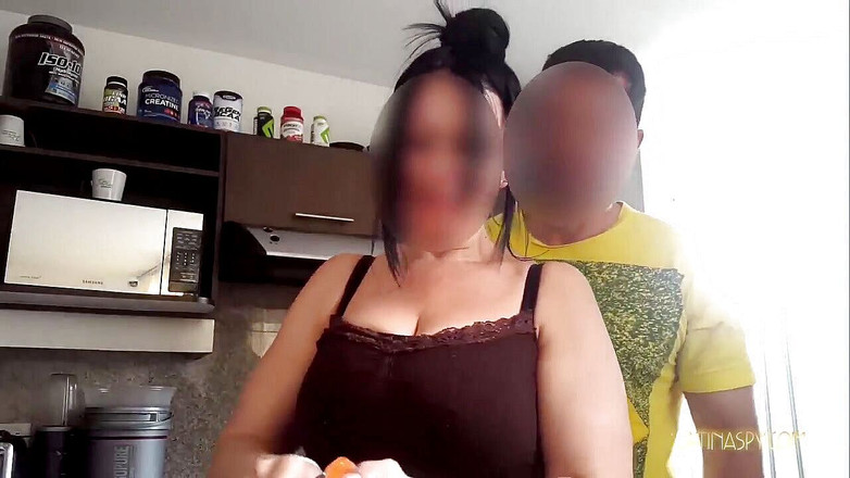 Latinaspy: Ep12-Cleaning-services-teil-3