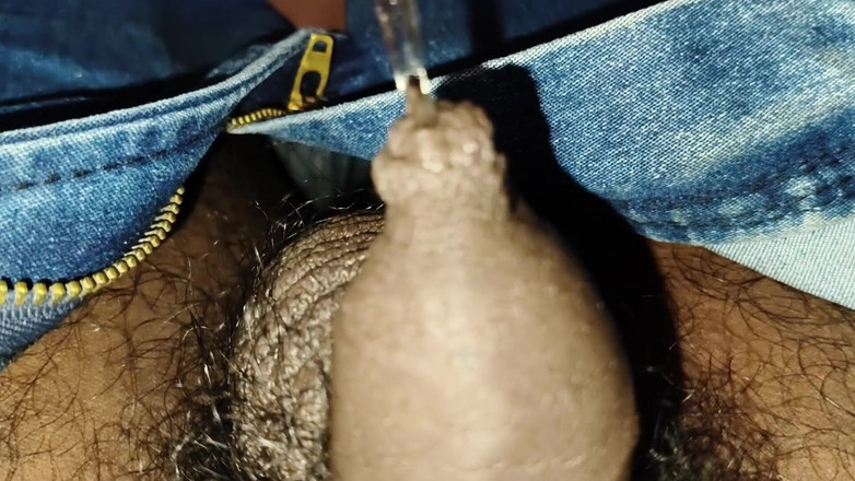 CarvingShovel: Video đi tiểu của tôi Chàng trai Tamil
