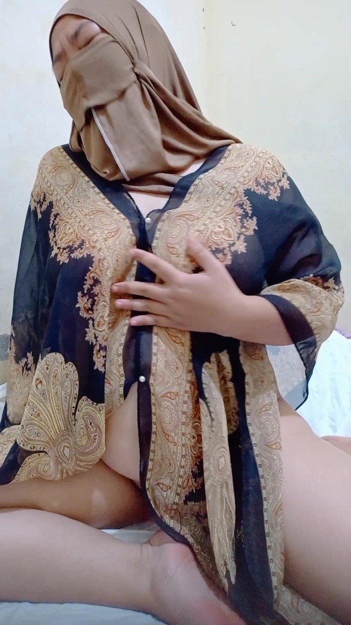 Vaginabig88: Hidżab Village Loszka część 2