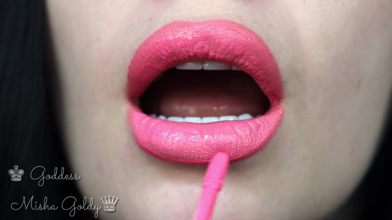 Goddess Misha Goldy: Cum to my big pink seduction and big hookah smoke!