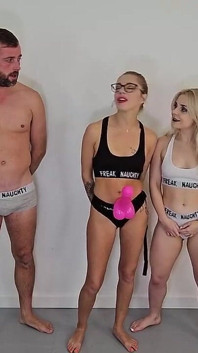 Ellie ve April ile yarak halkası hoopla gunge tournement