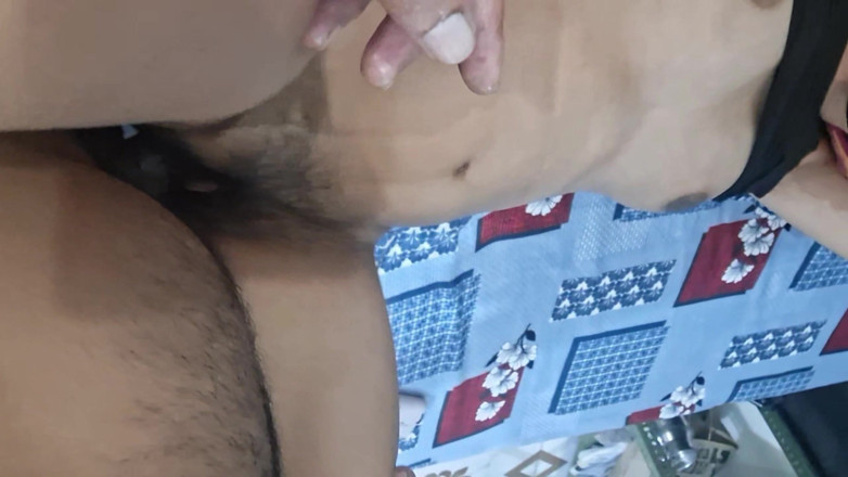 Sexynishu70: Domácí sex indického páru