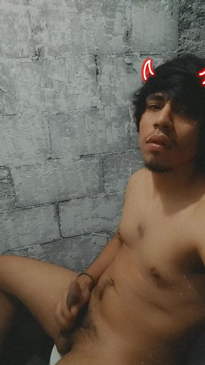 AlexAlejandro13: 厕所里的精彩时刻