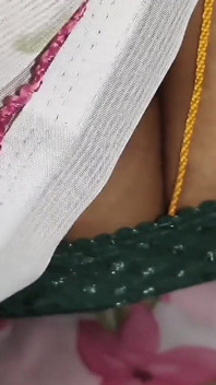 Mătușă indiană Water a ieșit din mâna cumnatului, videoclip sexy, videoclip sexy, videoclip sexual., videoclip sexual hindi, sex romantic
