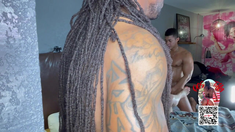 RealQueentiffy: Impromptu 2 MILF's on 2 BBC Raw, Bts, Unedited