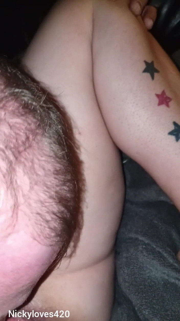 Nickyloves: Moje krémová kundička naplněná mrdkou