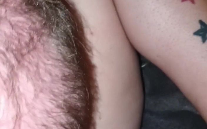 Nickyloves: Memekku dicrot sperma hangat!