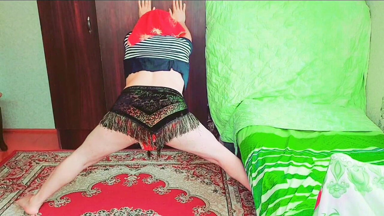 Kitty_Cross: Glatte haut und verschüttete Samen: die erotische fantasie einer mädchen