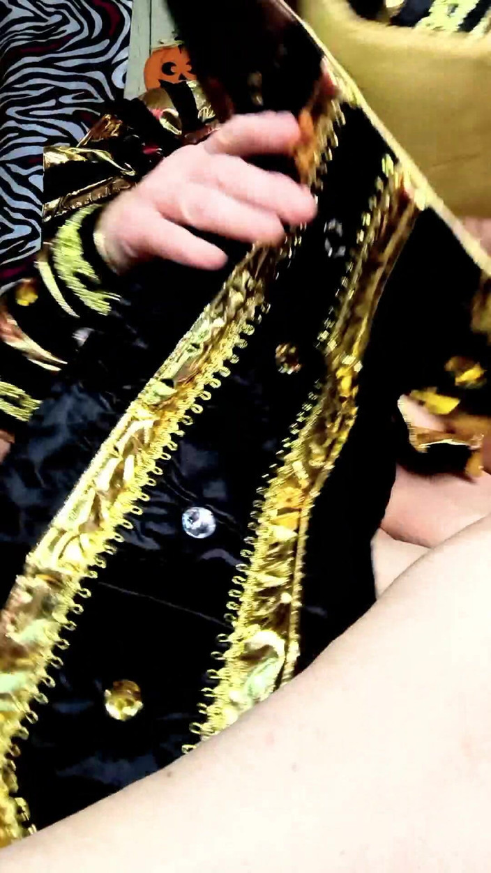 HerculesnVENUS: Король Tut трахает ее киску грубо