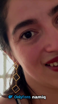 Kocam kaldıramadığı için komşu sikini götüme sokuyor!