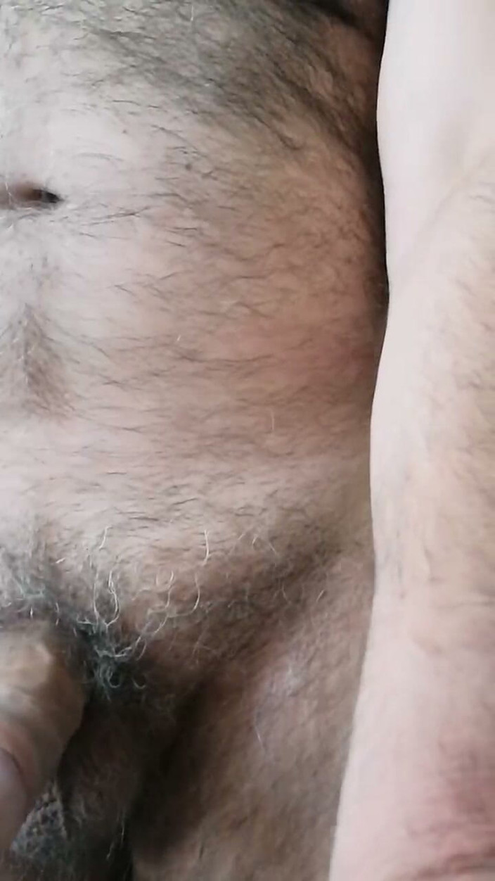 Setesesso7: Cum in the Bathroom for a Quick Wank