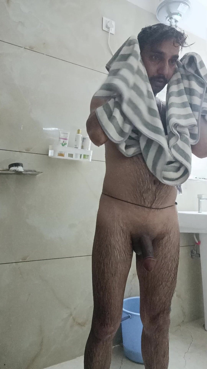 Rajasthani-old-lover: Pria desi menikmati seks dengan ayah tiri tetangga dan perwira...