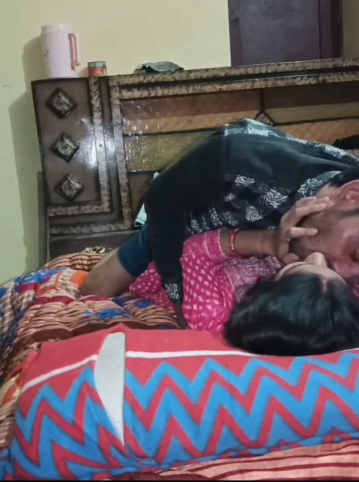 sashaa: भारतीय कुंवारी लड़की की बॉयफ्रेंड द्वारा जोरदार चुदाई 1