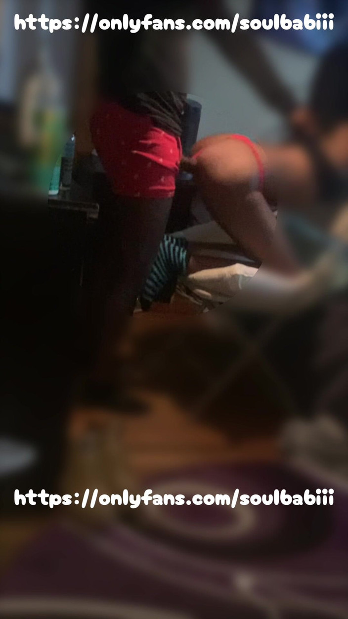 Soulbabii: Membungkuk agar aku bisa disetubuhi dengan keras