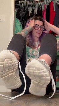 Destroying Size 9-10 Shoes to Fit Size 16 Feet