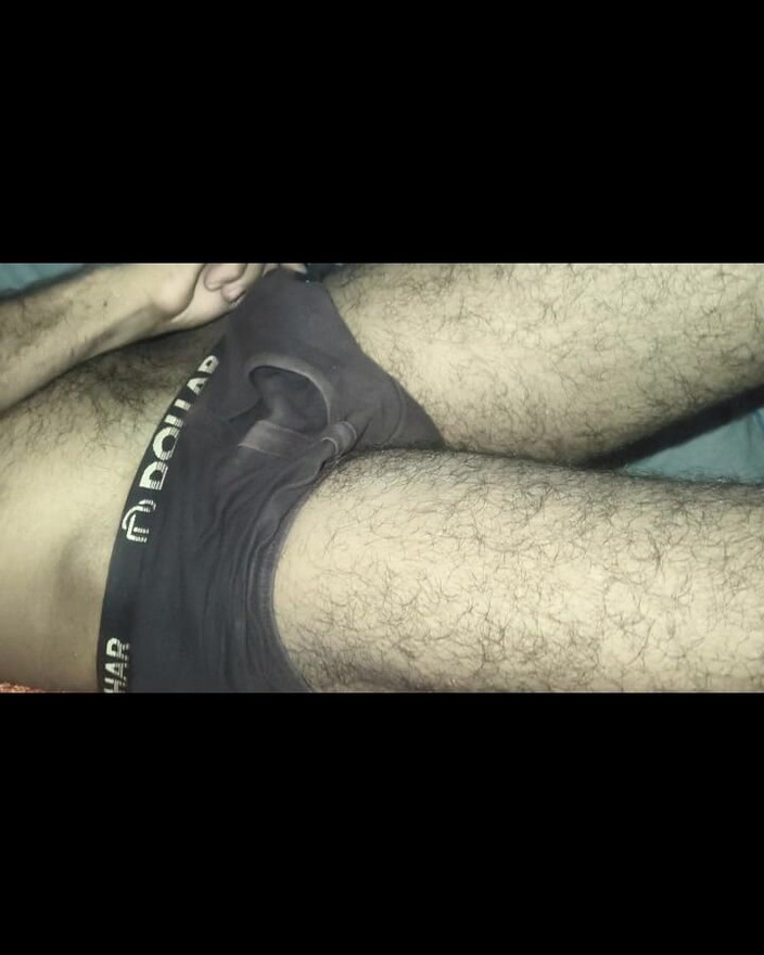 Raja612: Indický chlapec Desi dívky sex video sama s přítelkyní venkovní...