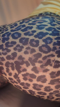 Leopard Leggings Pornô - Continue Fodendo Depois De Porra Faz Grandes Mamas Saltarem! Lilykoti