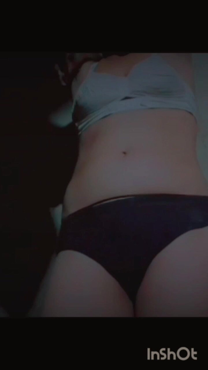 TricolorMusic3: Protože mě více zajímají holky, chci si s tebou promluvit.