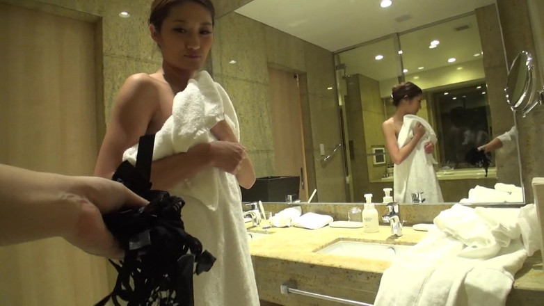 DOC channel: 아마추어 POV: 다른 남자와 섹스하는 마누라를 보고 싶어하는 남편 49-2부