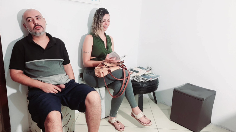 Gabi SweetCouplesStories: Kontol cowok ini dientot habis-habisan di resepsi sambil disuruh ngocok...