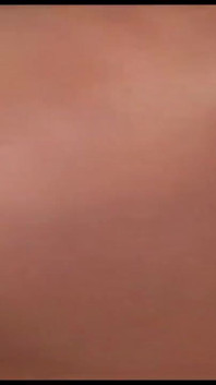 Lesbiene blonde cu țâțe mari, masturbare cu vibrator penetrat