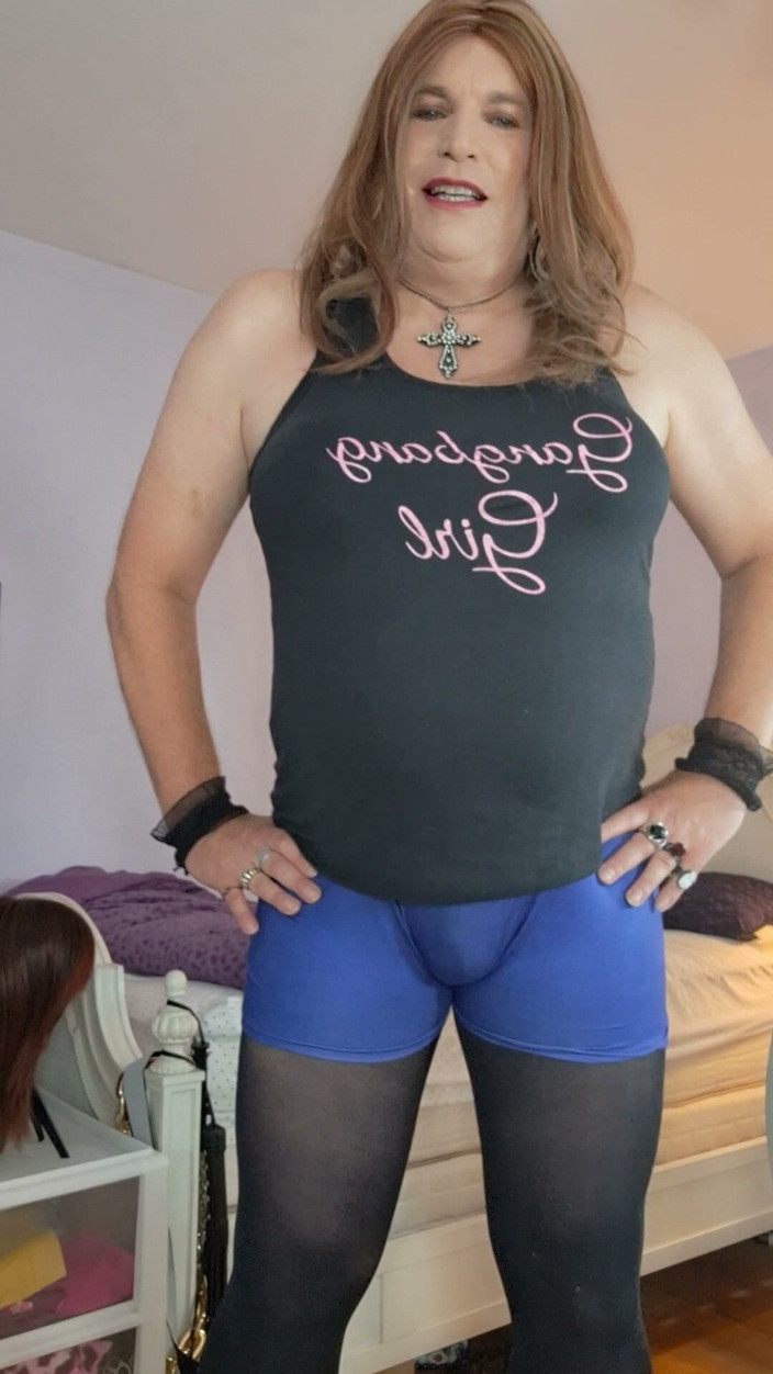 Victoria Lecherri: Do You Think I Will Get Attention in This Outfit?