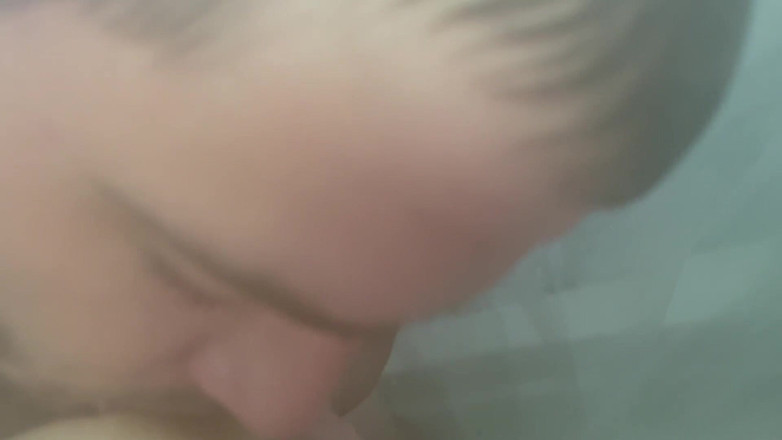 MrandMrsSmithPOV: Nipple play licking and sucking wife’s tits in the shower-...