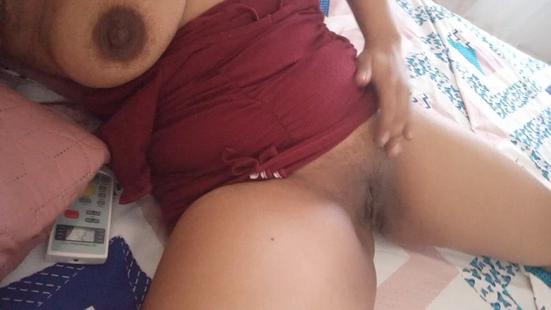 PATY PATY: Moje nevlastní sestra už nemůže přijmout nutkání a chce sát...