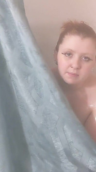 Il ne faut pas regarder sa belle-mère prendre sa douche