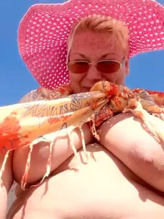 Putarankahotmilf: Dedos en el coño, bofetada y chorro múltiple en la...