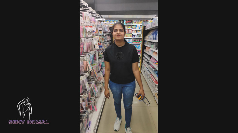 Couplegoldx: Komal Was Shopping for an Old Boyfriend When He Came...