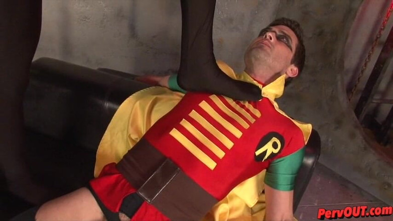 ManUpFilms: Nightwing Vs Robin