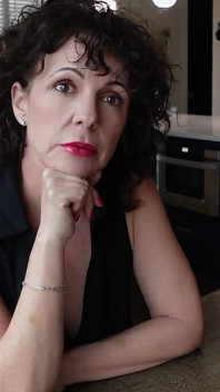 Ibu tiri miang