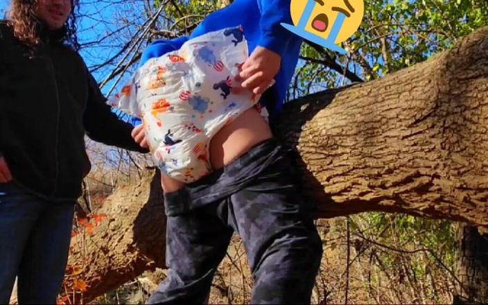 Kinkytwinkpamps: Твінки шльопають один одного на відкритому повітрі