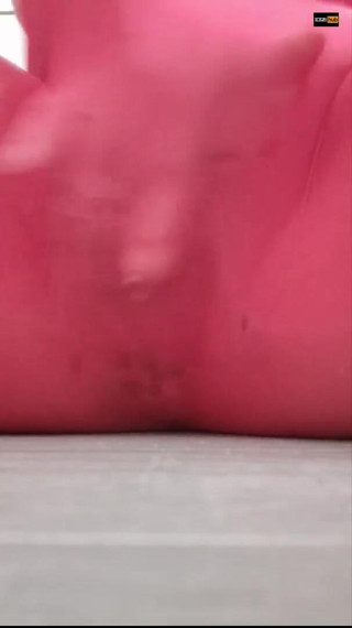Lacey-lee: GRANDE SQUIRT!! In collant senza cuciture rosse